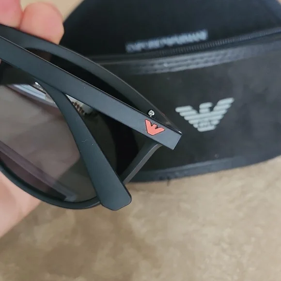NWT ❗️ Emporio Armani men's sunglasses black and red with case - Picture 6 of 12